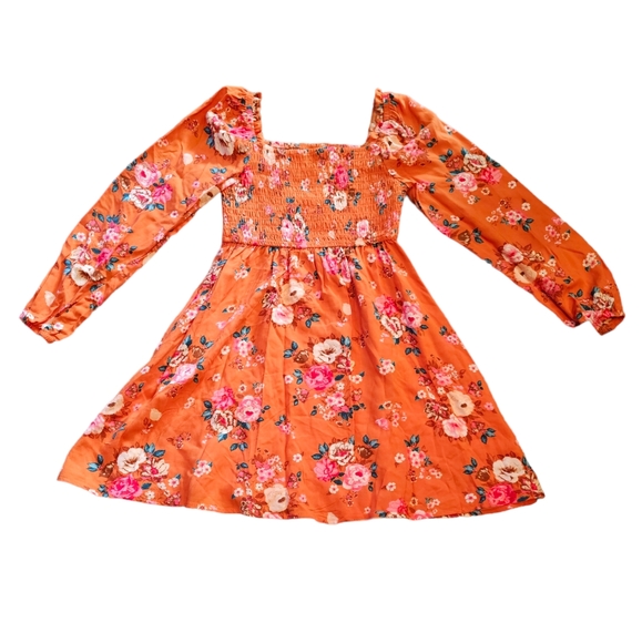 HP🎊Smocked Bodice Long Sleeve Dress - Art Class - Picture 5 of 8